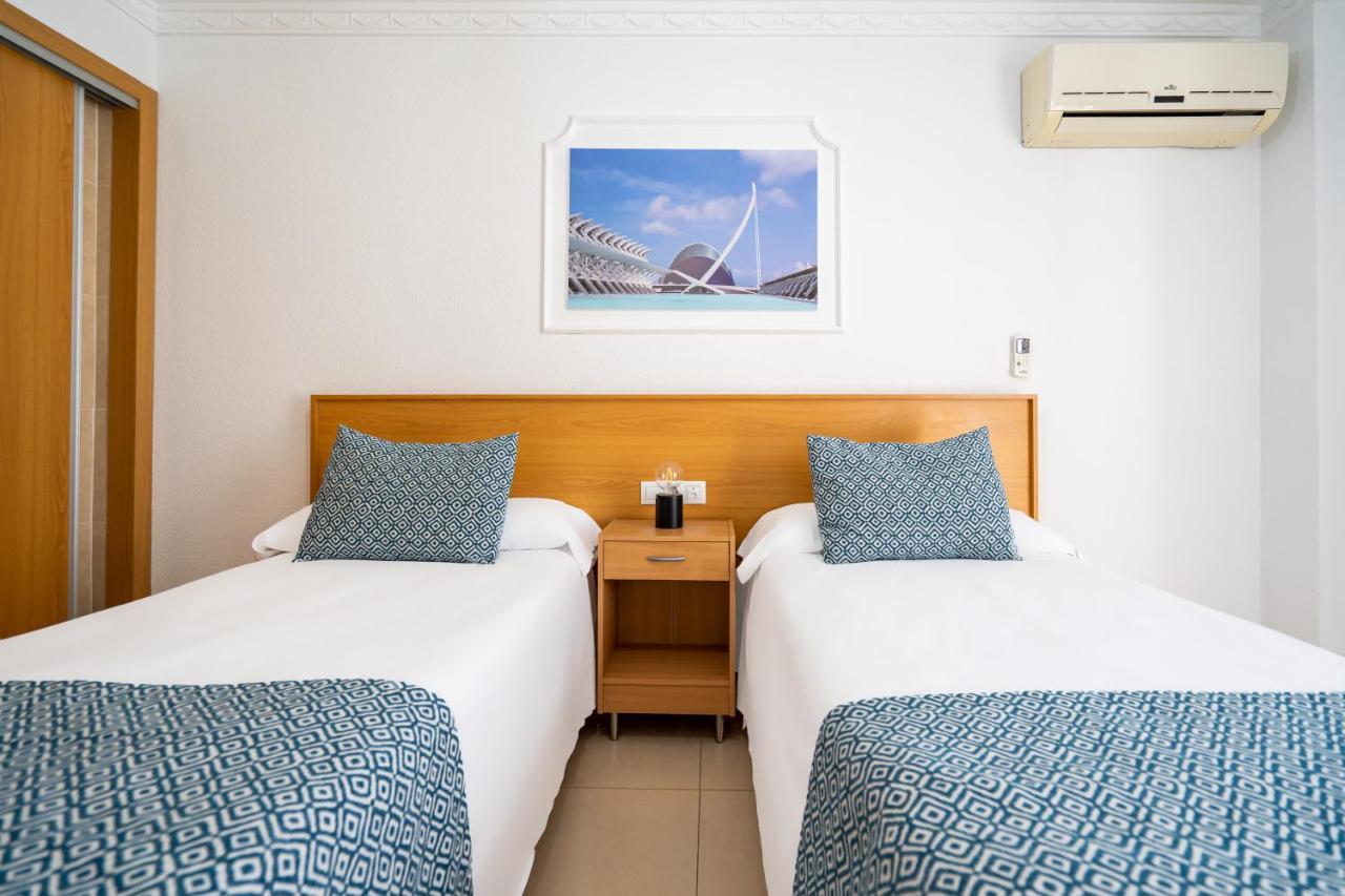 Hostal Rr Feria By Beleret — Photos 2